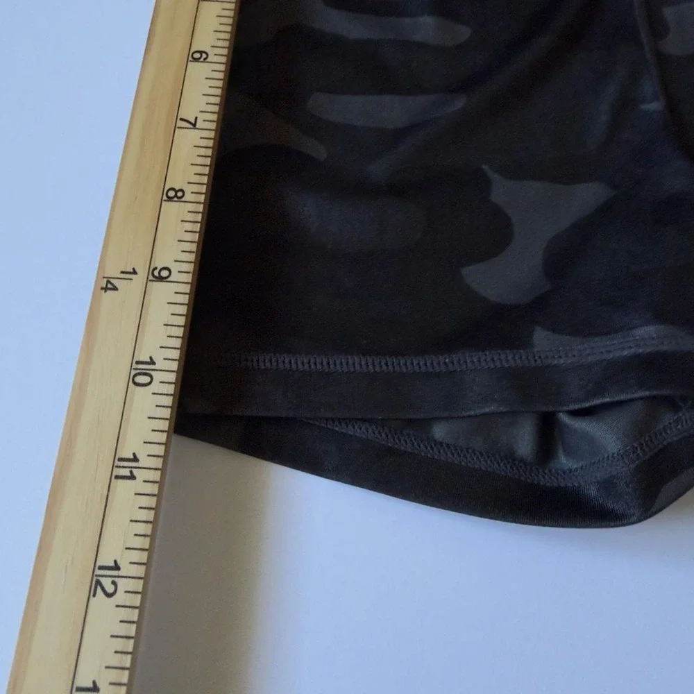 Nike Pro Women XS Black Camo 3